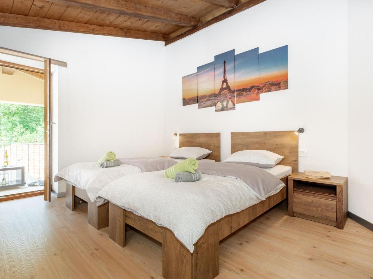 Tranquil Holiday Home In Labin With Private Swimming Pool Buitenkant foto