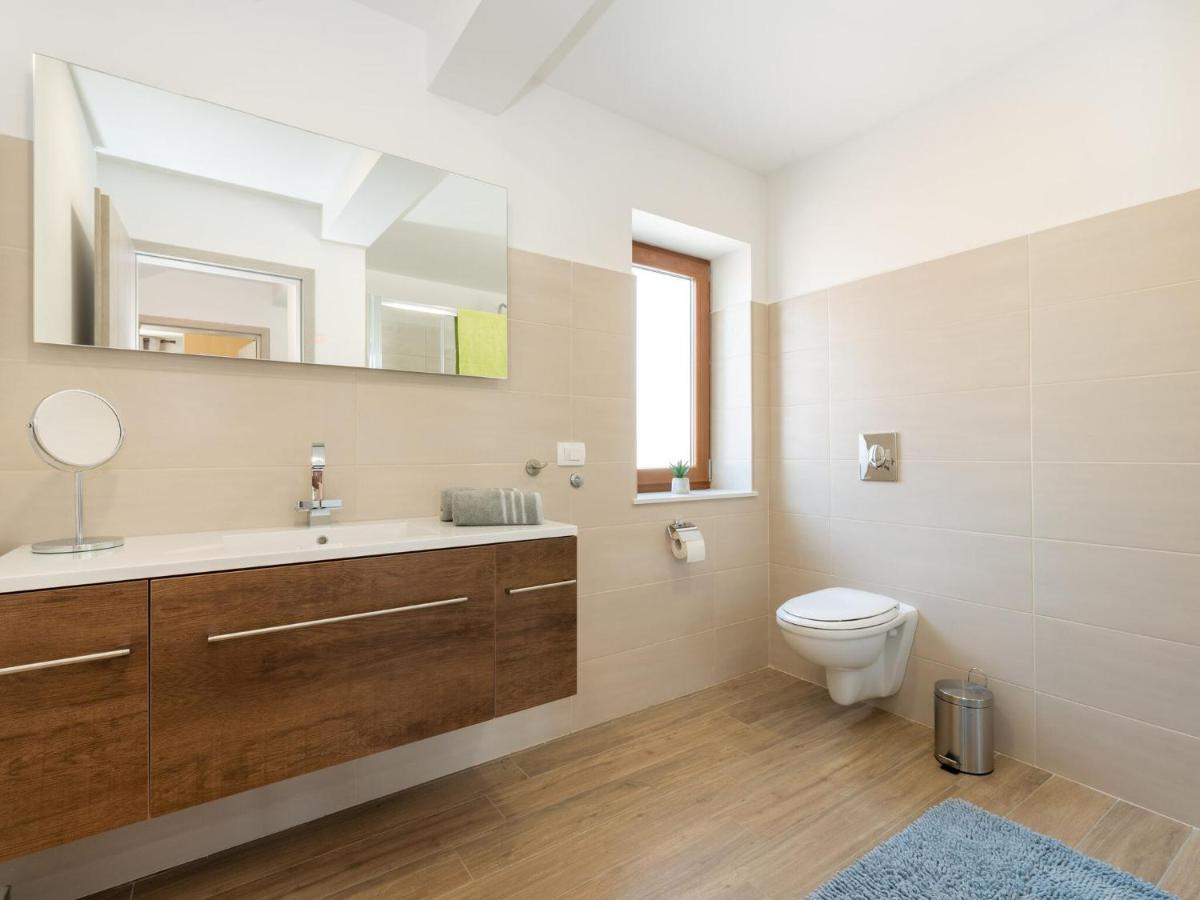 Tranquil Holiday Home In Labin With Private Swimming Pool Buitenkant foto